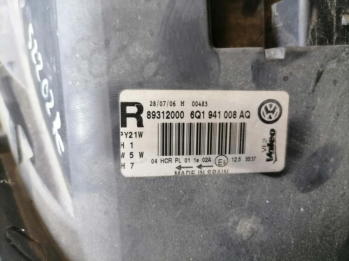VW Polo 9N3 original Scheinwerfer vorn rechts Halogen Bj.2006